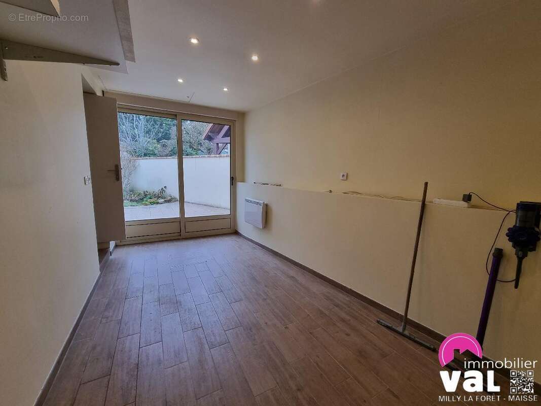 Maison à SAINT-FARGEAU-PONTHIERRY