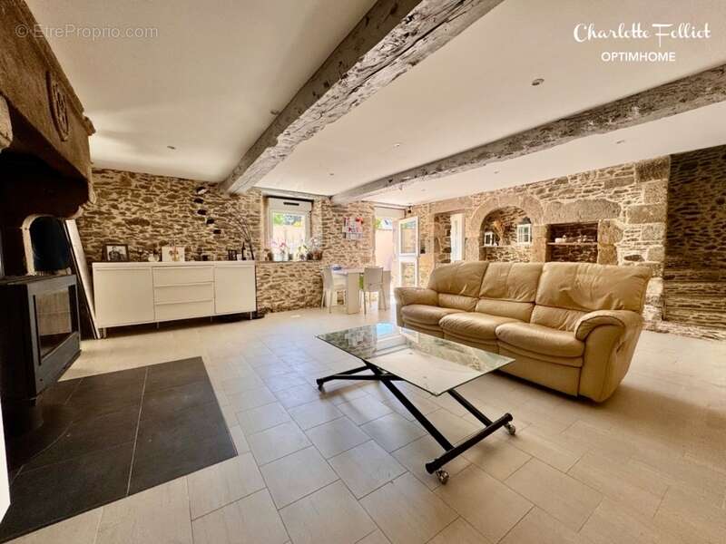 Maison à LE MINIHIC-SUR-RANCE