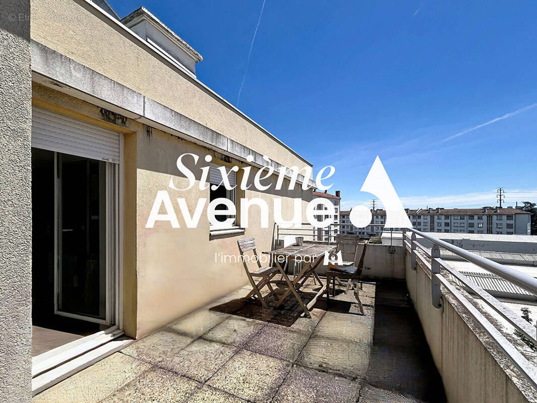 Appartement à VENISSIEUX