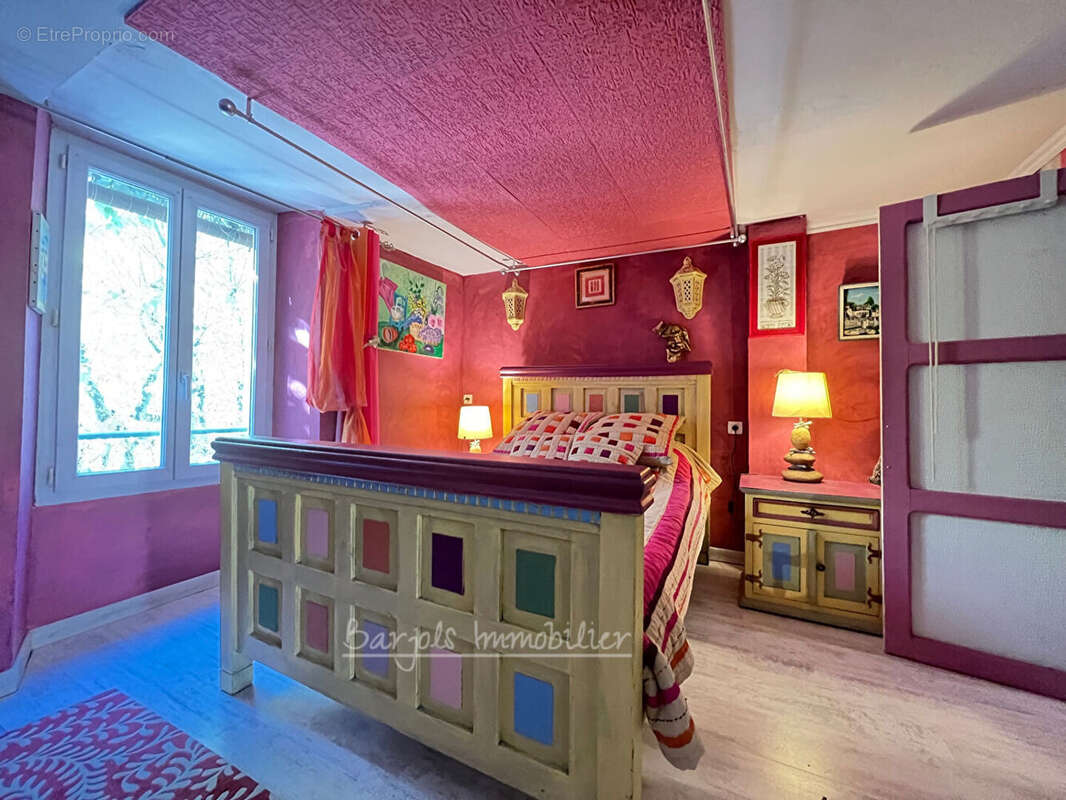 Appartement à BARJOLS