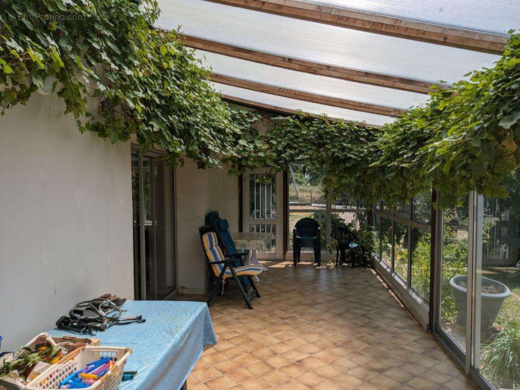 maison 7 pièces 168 M2 - photo 2