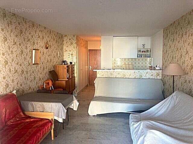 Appartement à SIX-FOURS-LES-PLAGES