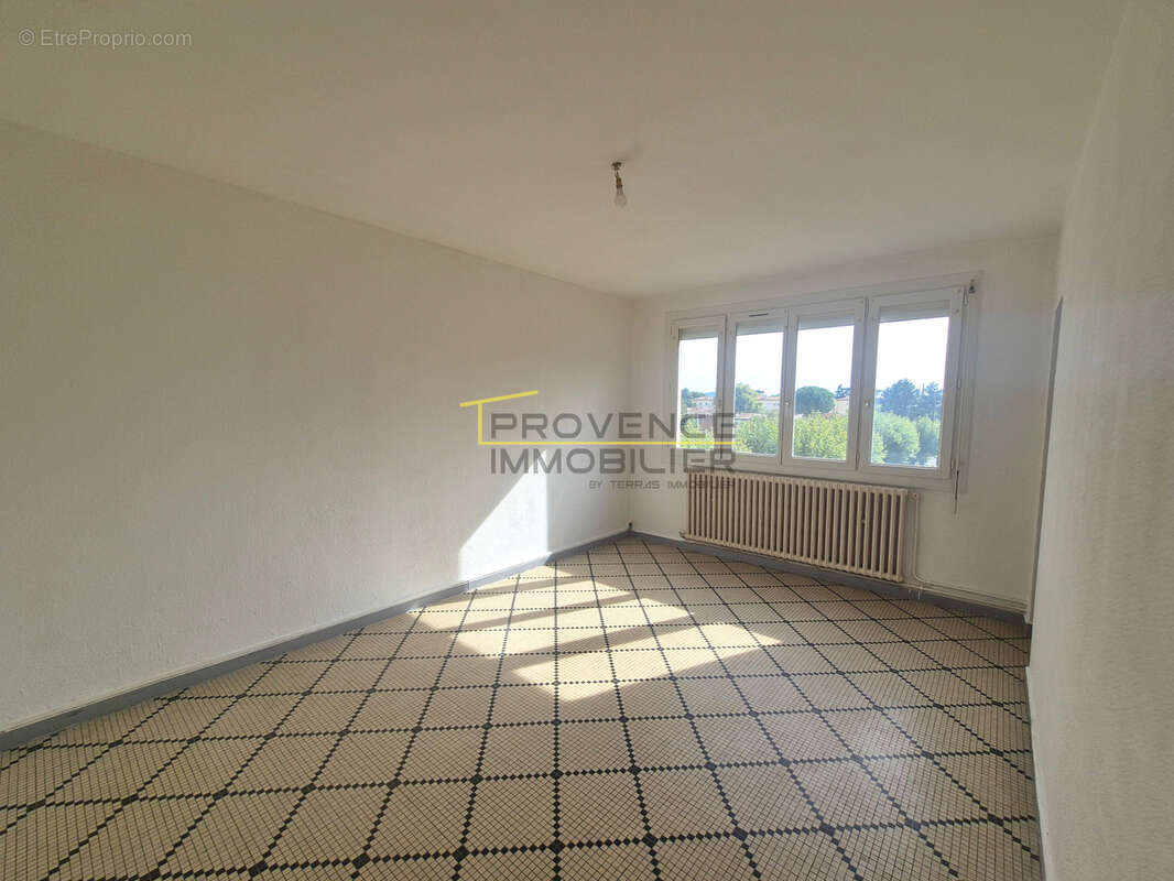 Appartement à MONTELIMAR