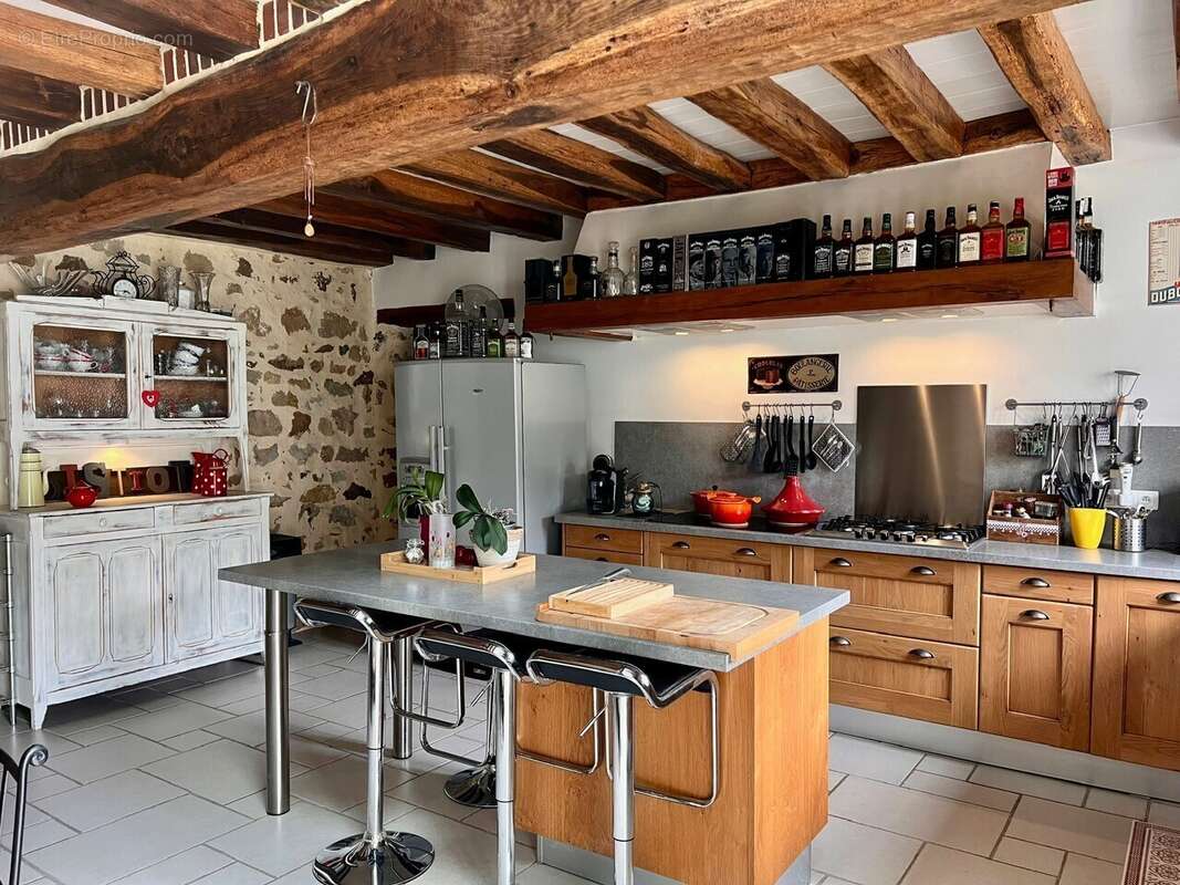 Maison 185 m² à Provins  - photo 4
