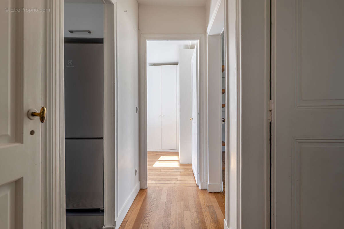 Appartement à PARIS-18E