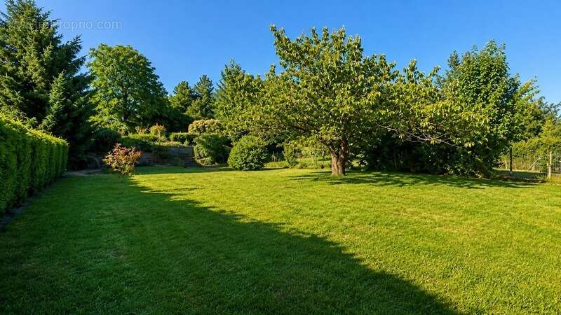 Maison familiale 108,7 m² – 4 chambres – suite parentale – véranda 22 m² – terrain 1 600 m² - photo 16