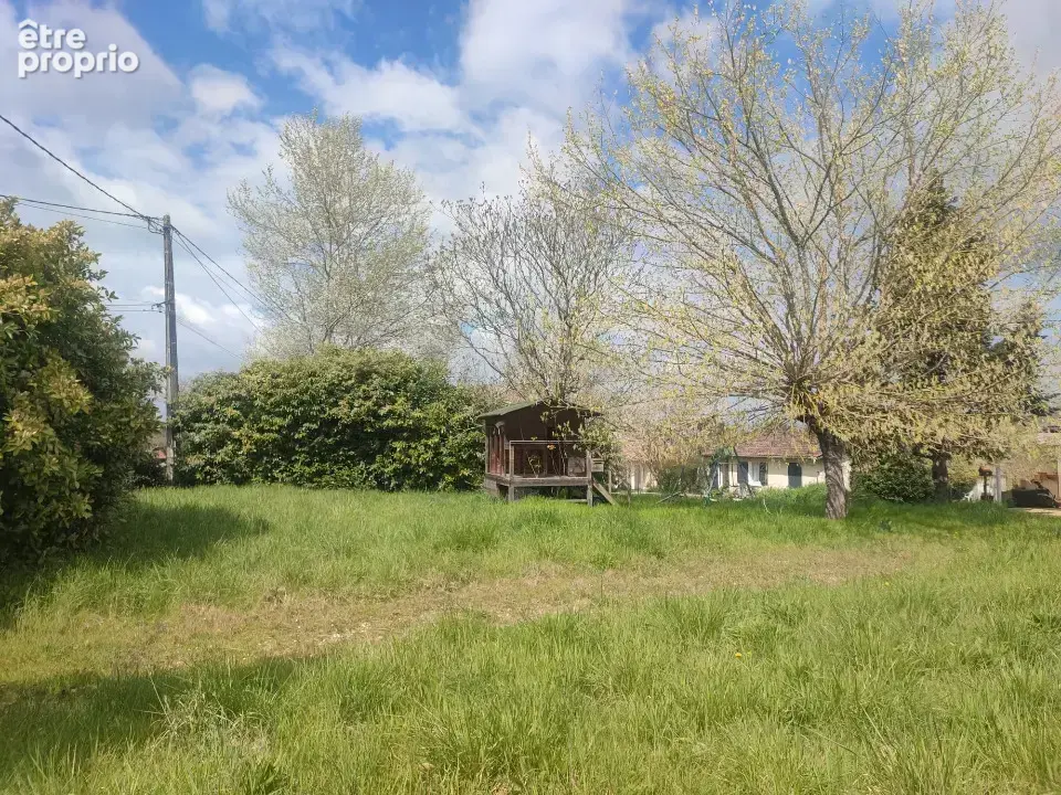 Photo Terrain à Baron au prix de 99 000€