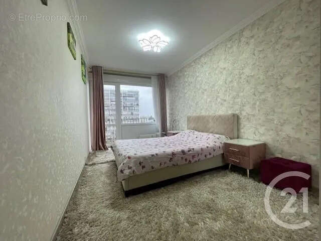 Appartement à MELUN