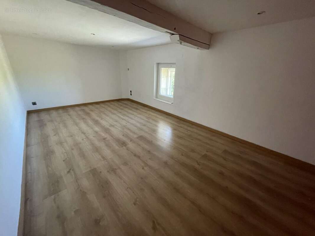 Maison 220 m² à Paizay-Le-Sec  - photo 9