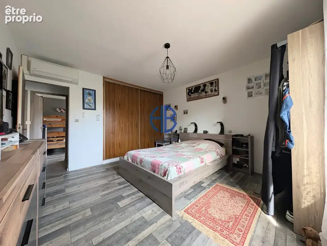 Maison de plain-pied 5 pièces avec piscine et garage - photo 8