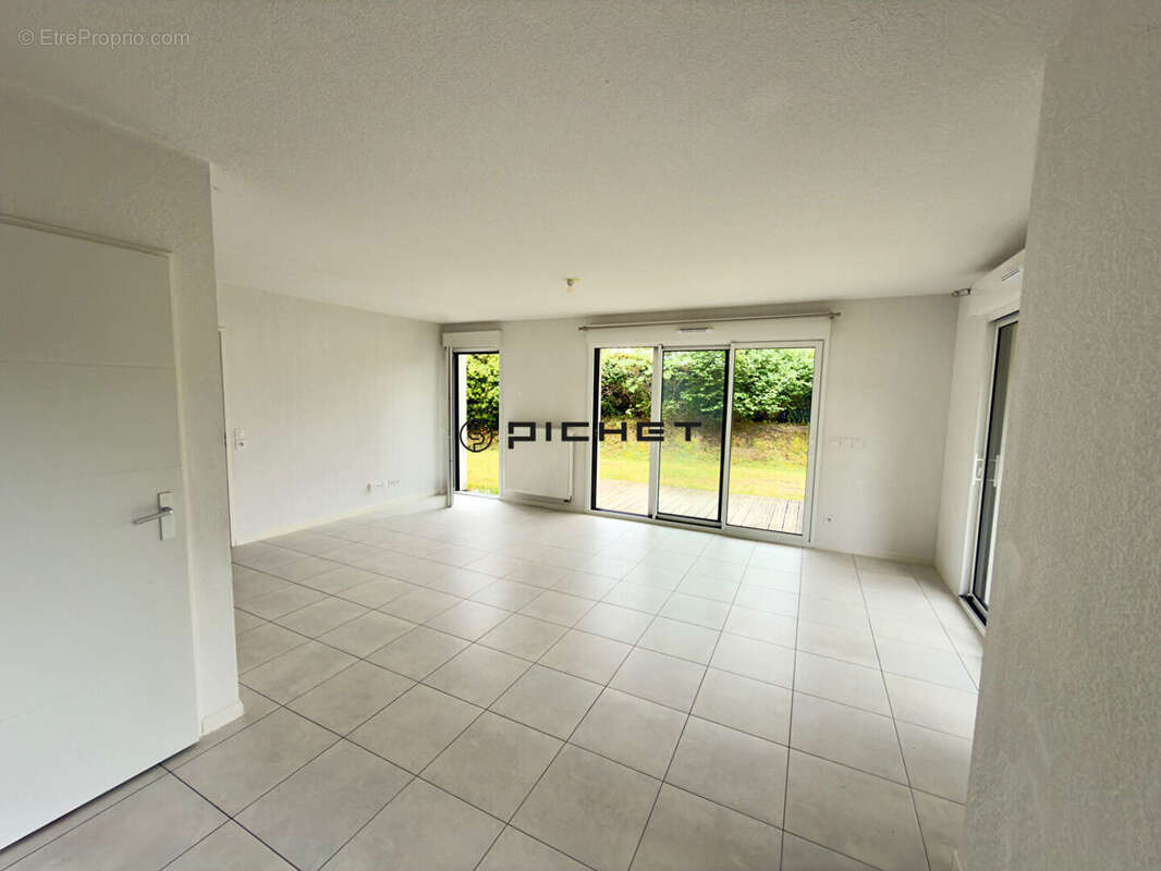 Appartement à CANEJAN