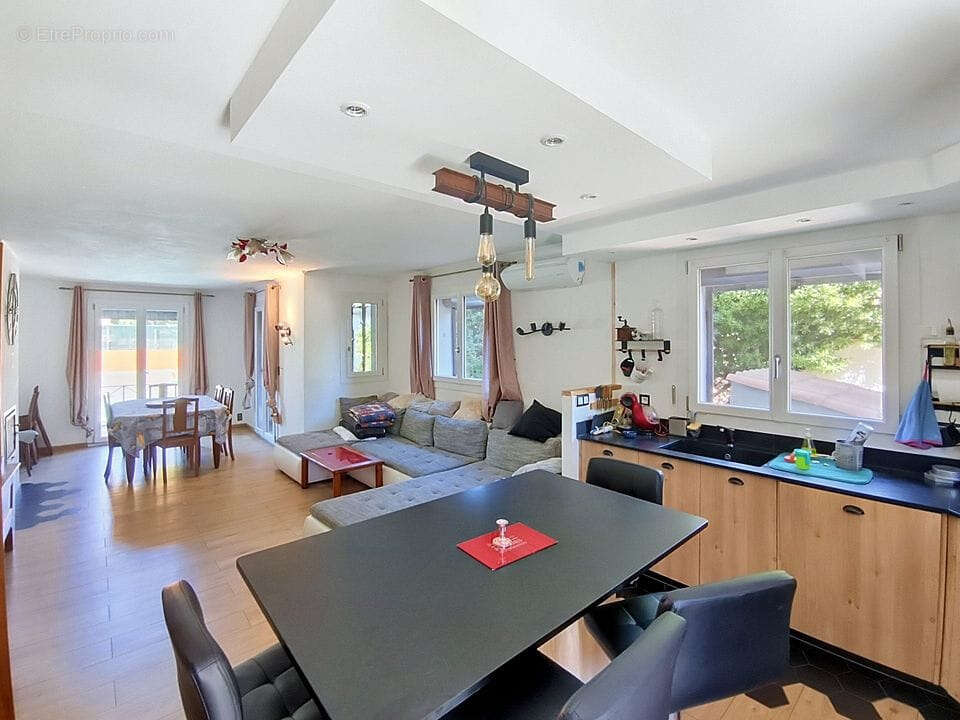 Villa familliale avec piscine à deux pas du centre-ville - photo 6