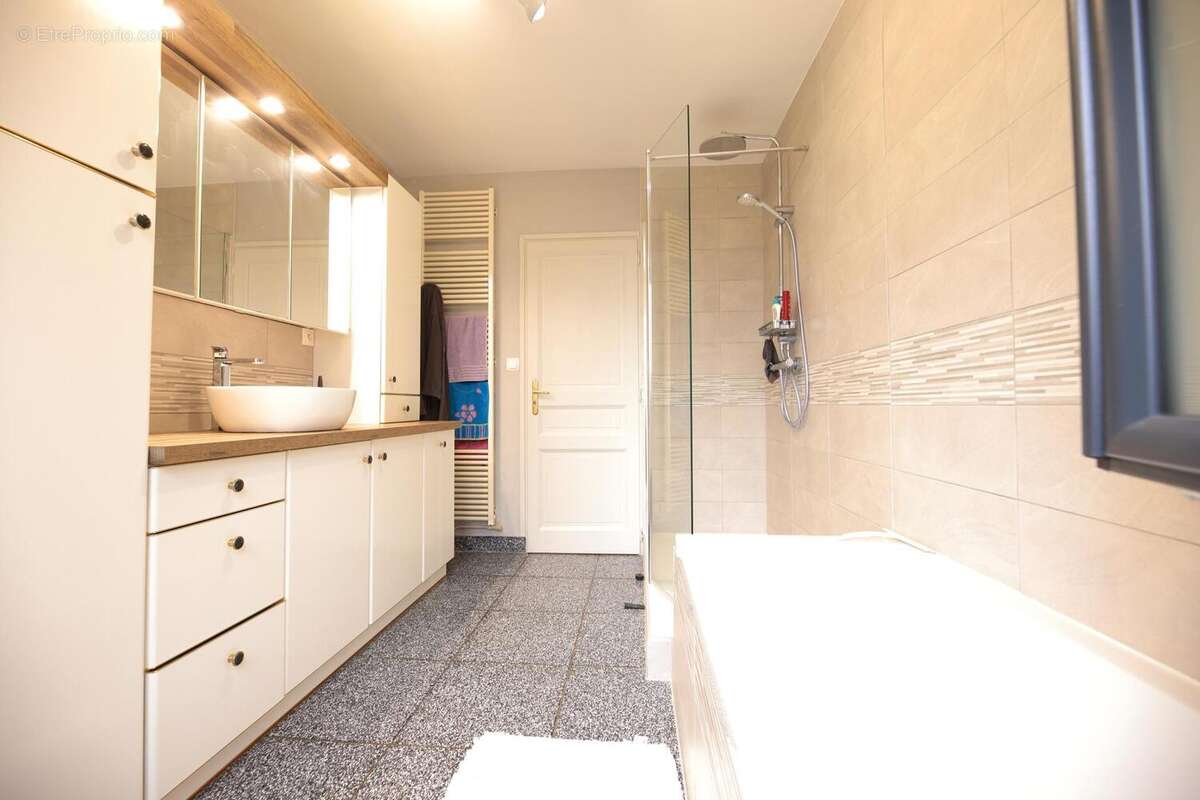 Photo 9 - Maison à NEUVE-CHAPELLE