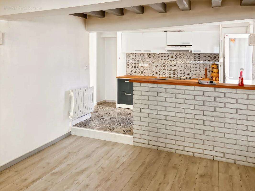 Appartement à LA FERTE-ALAIS