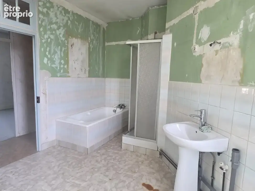 Maison 96 m² à Chateau-Gontier  - photo 7
