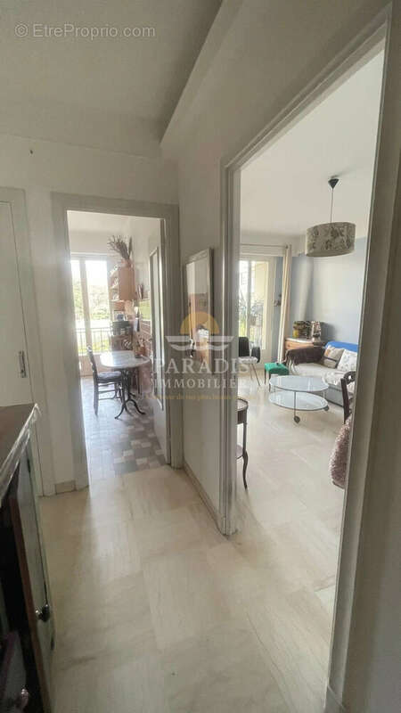 Entrée - Degagement - Appartement à NICE