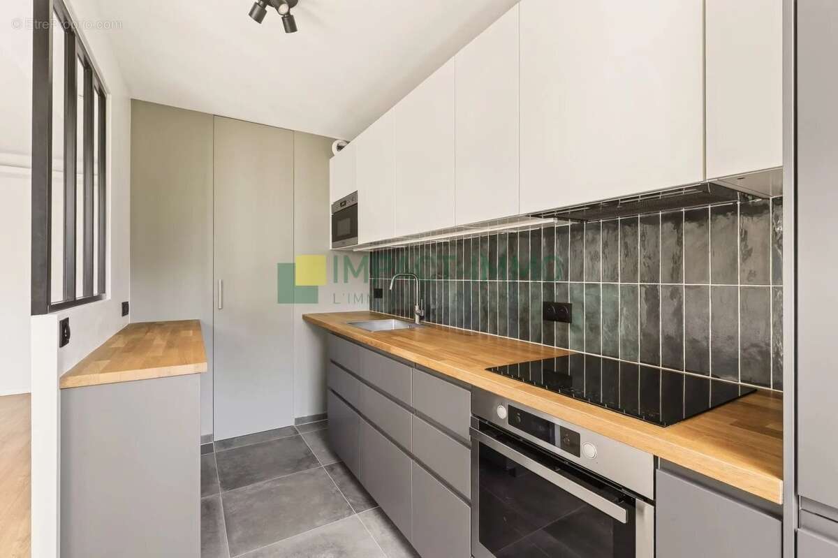 A vendre 3 pieces balcons cave (parking en sus.) en parfait etat - photo 4
