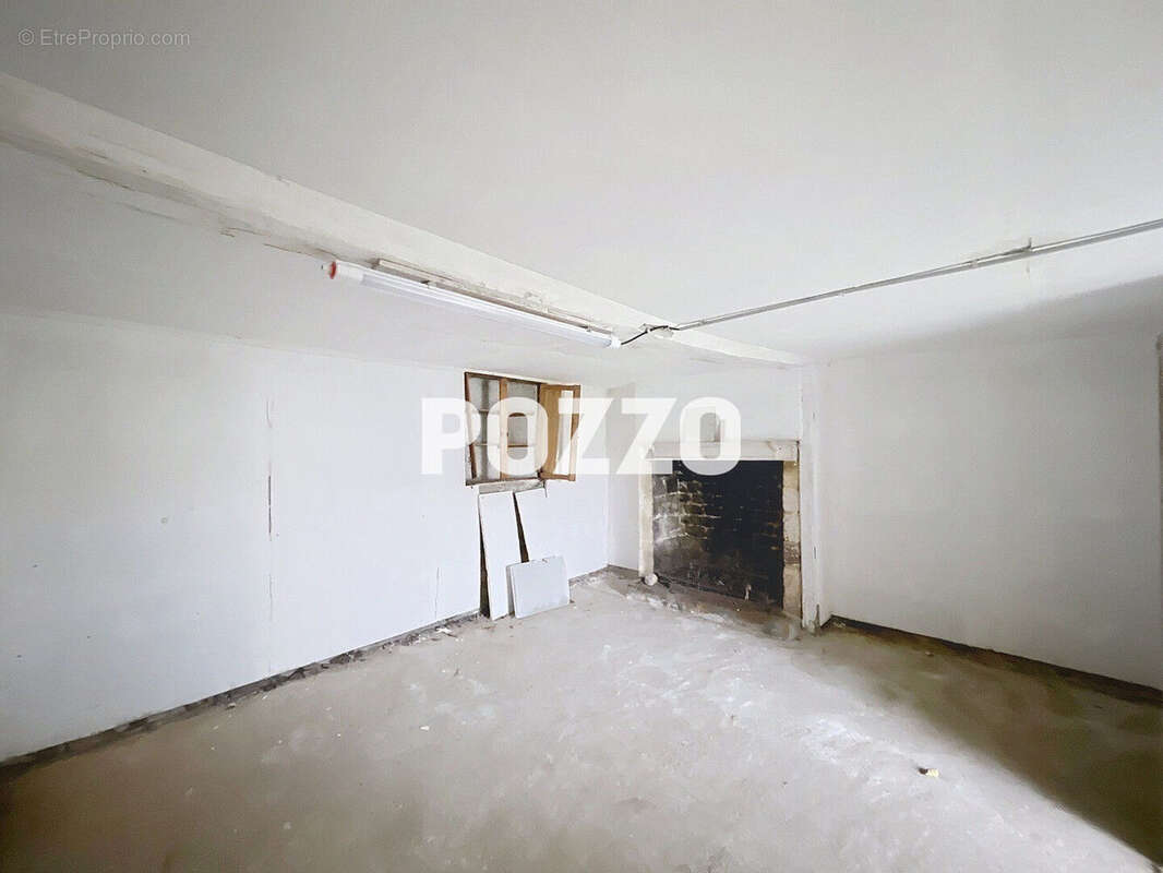 Maison à TESSY-SUR-VIRE