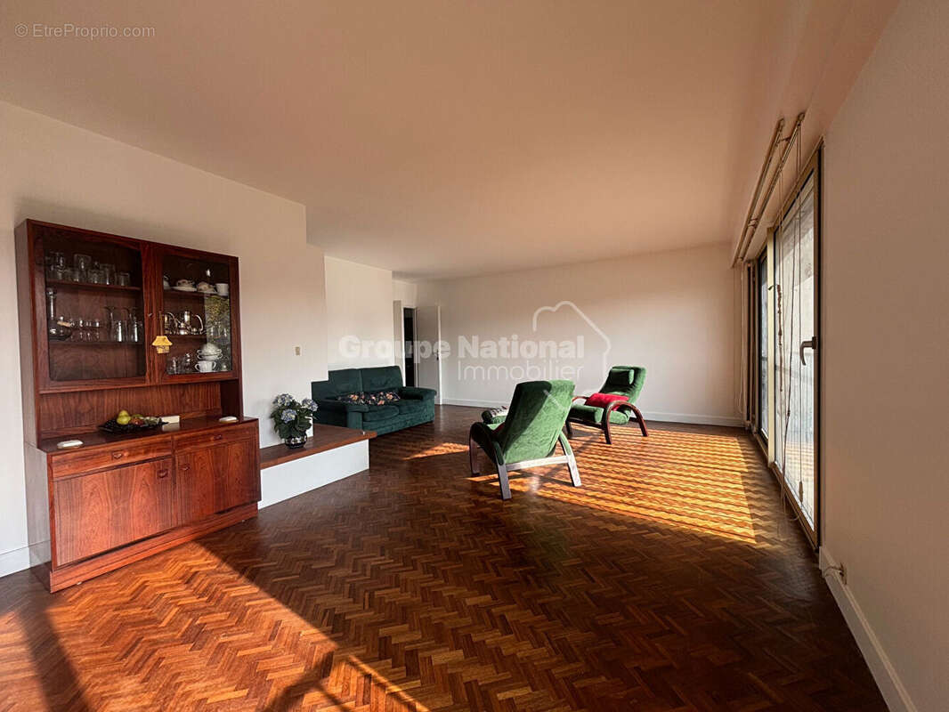 Appartement à VERSAILLES