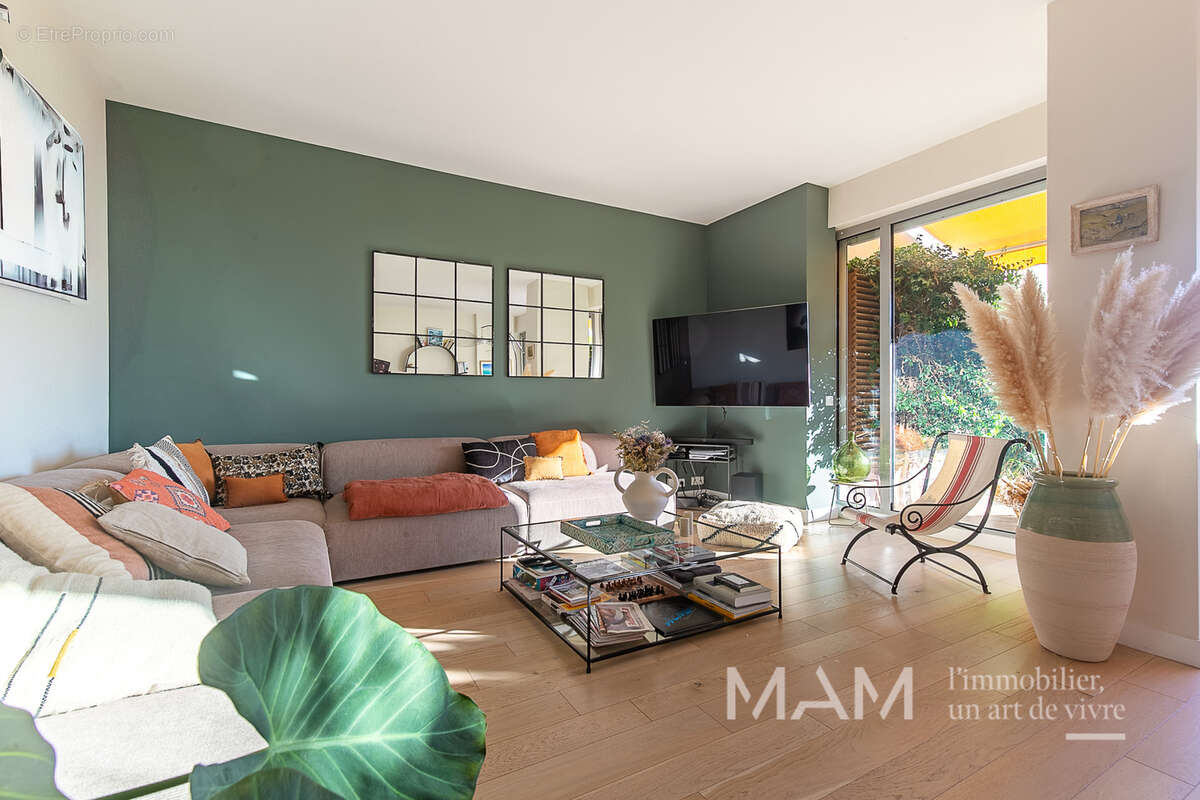 Appartement à MARSEILLE-8E