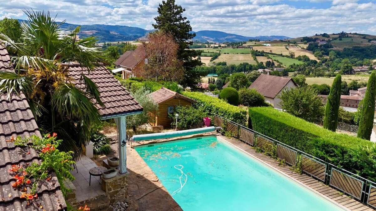 Maison familiale de 131 m² avec piscine, bureau et sous-sol complet - photo 19