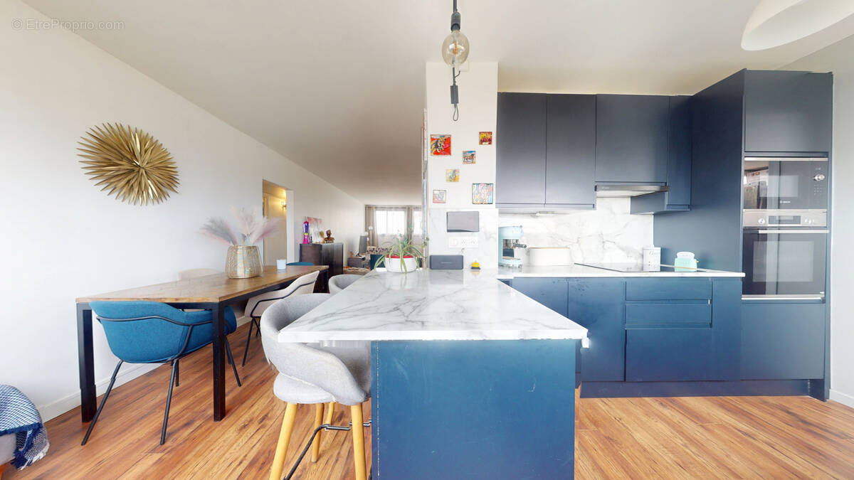 Appartement à CARRIERES-SUR-SEINE