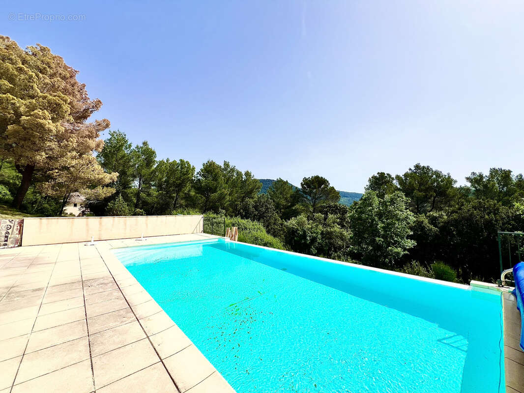 Maison à DRAGUIGNAN