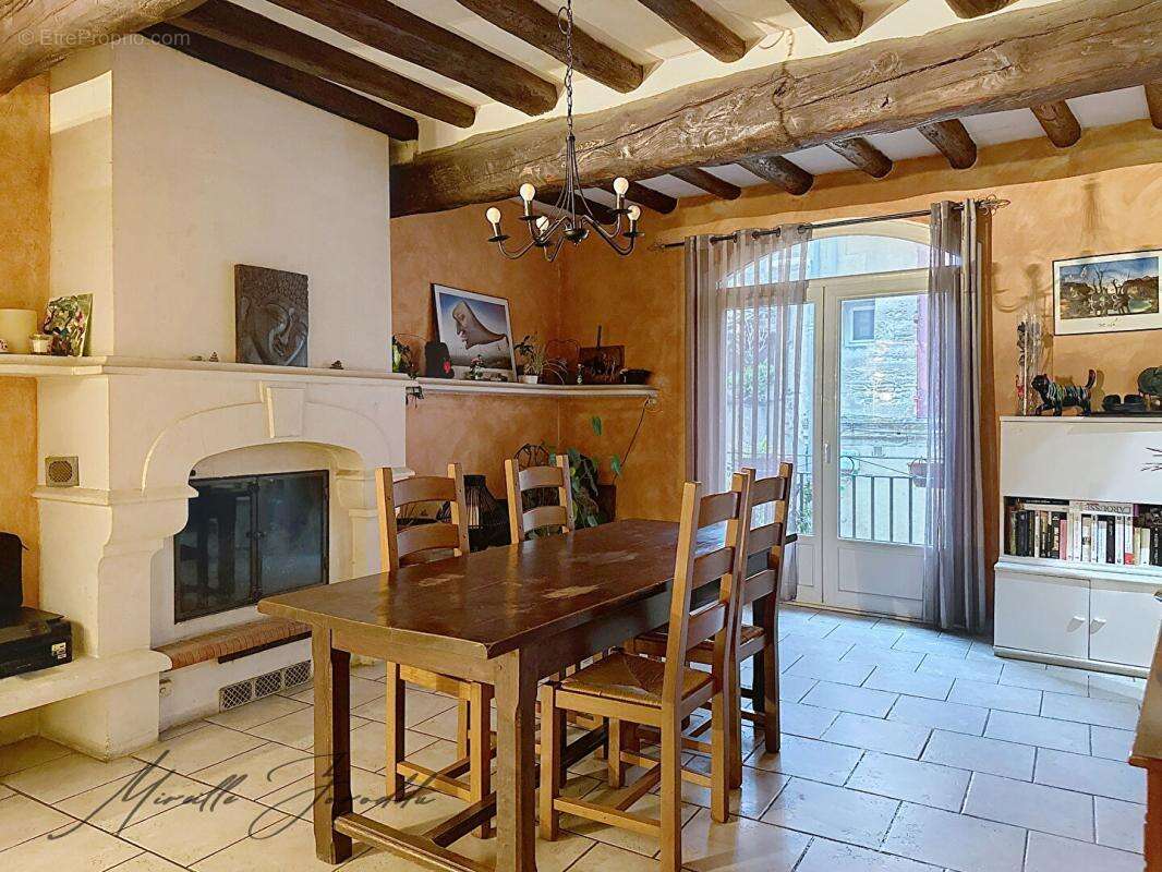 Maison à BEAUCAIRE