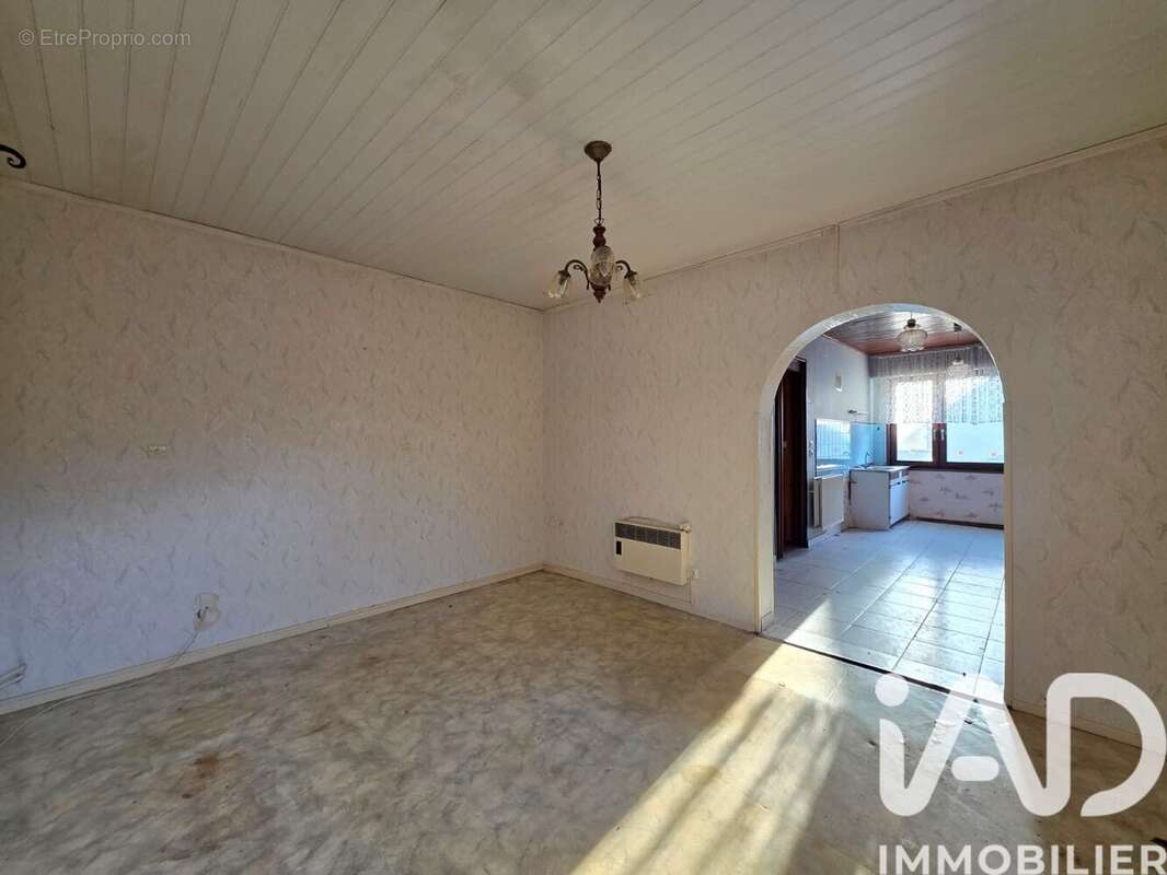 Photo 3 - Maison à SEINGBOUSE