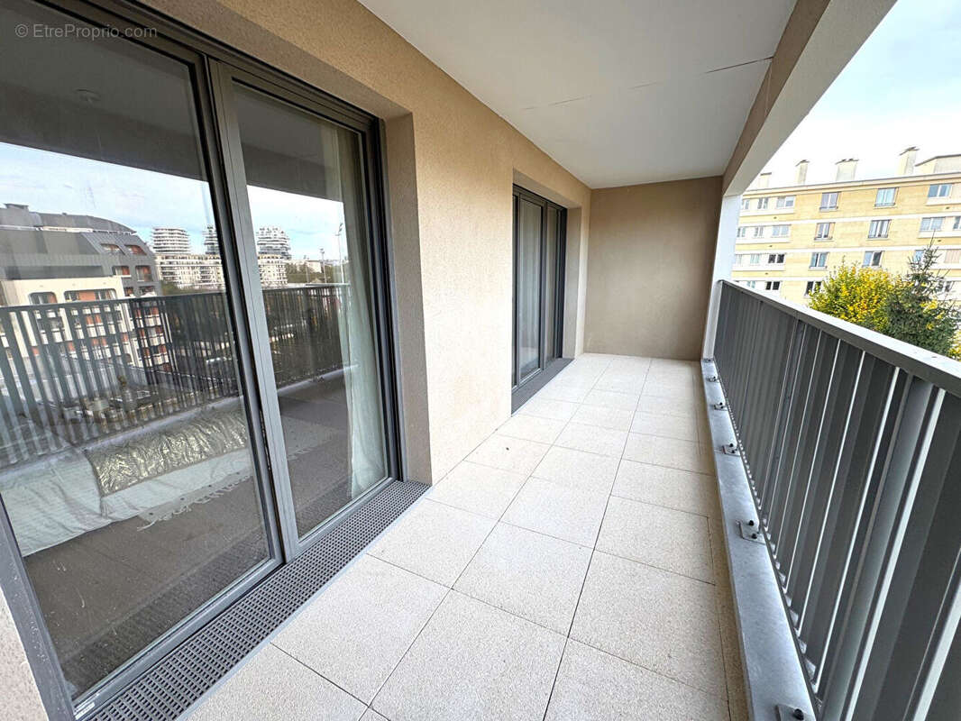 Appartement à ISSY-LES-MOULINEAUX