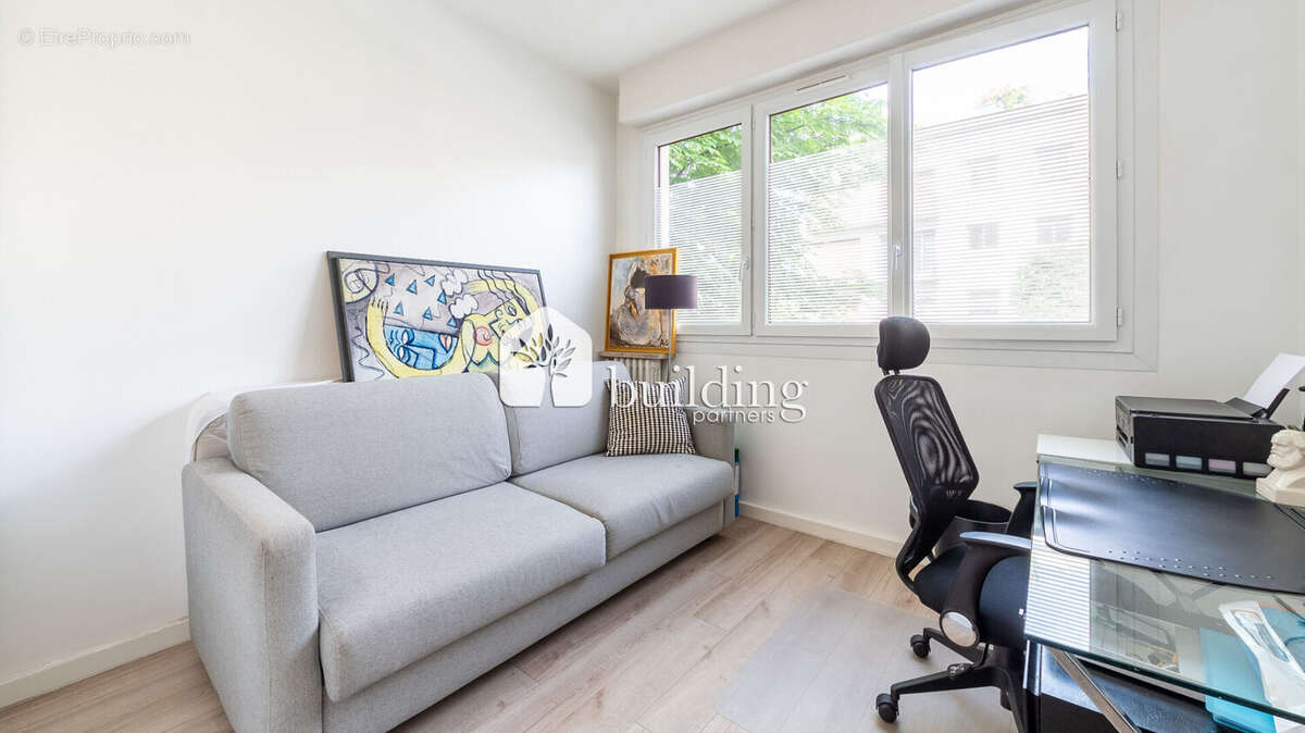 Appartement à NEUILLY-SUR-SEINE