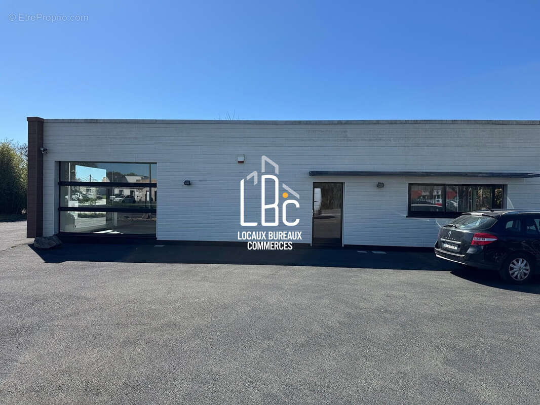 Commerce à LE LOROUX-BOTTEREAU