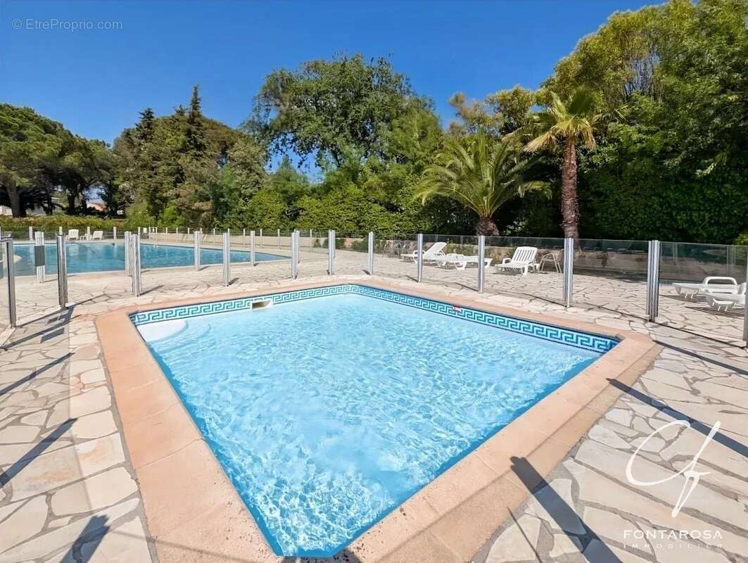 Appartement à FREJUS