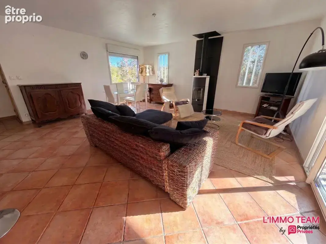 VERS - Maison bois avec sous-sol, sur 5000m² de terrain - photo 7
