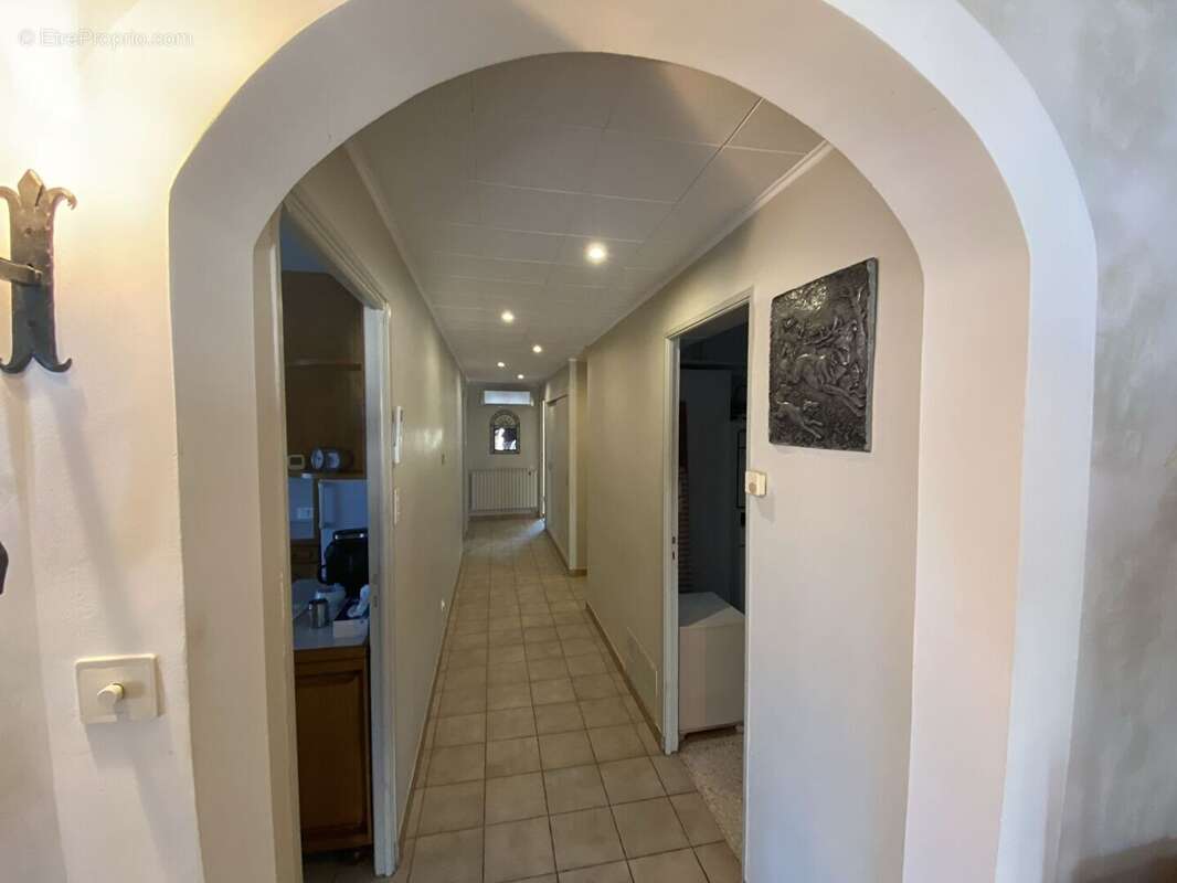 Maison à L&#039;ISLE-SUR-LA-SORGUE