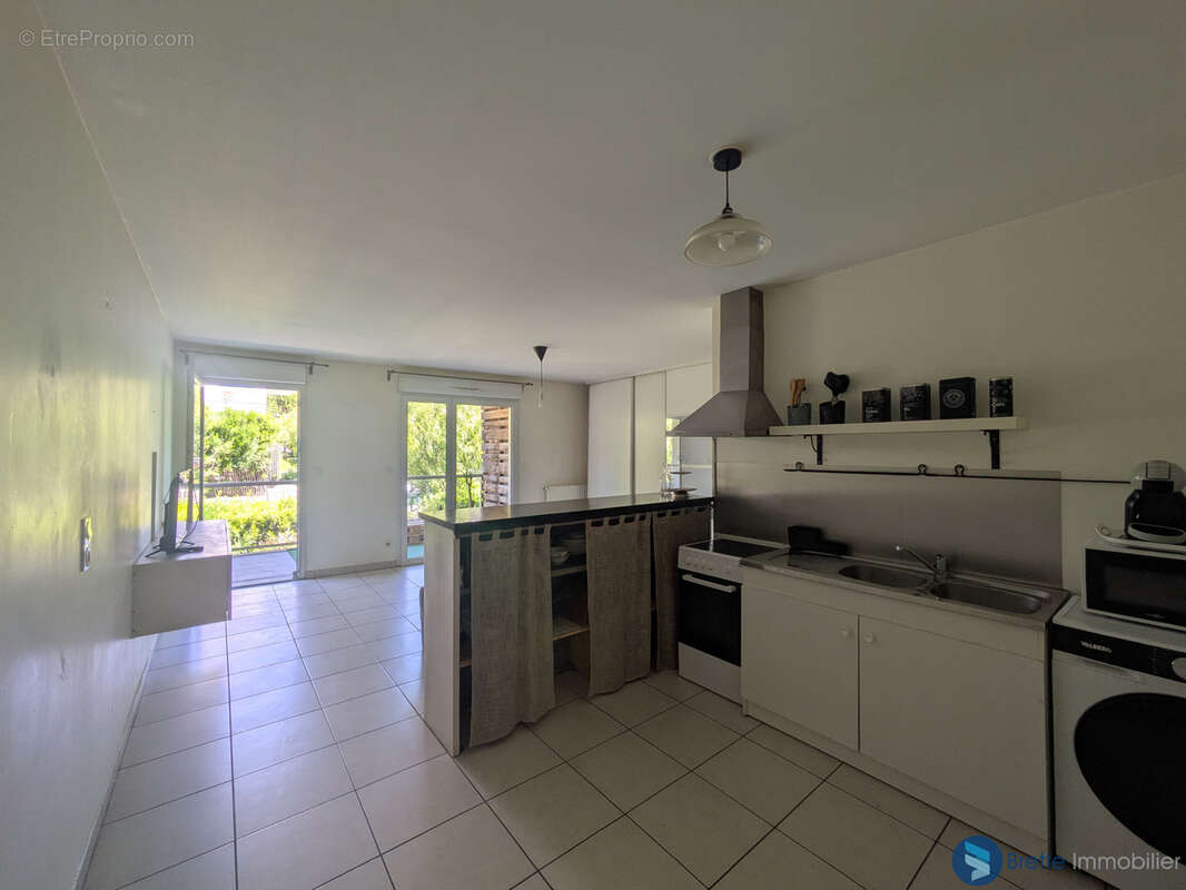 Appartement à LA VALETTE-DU-VAR