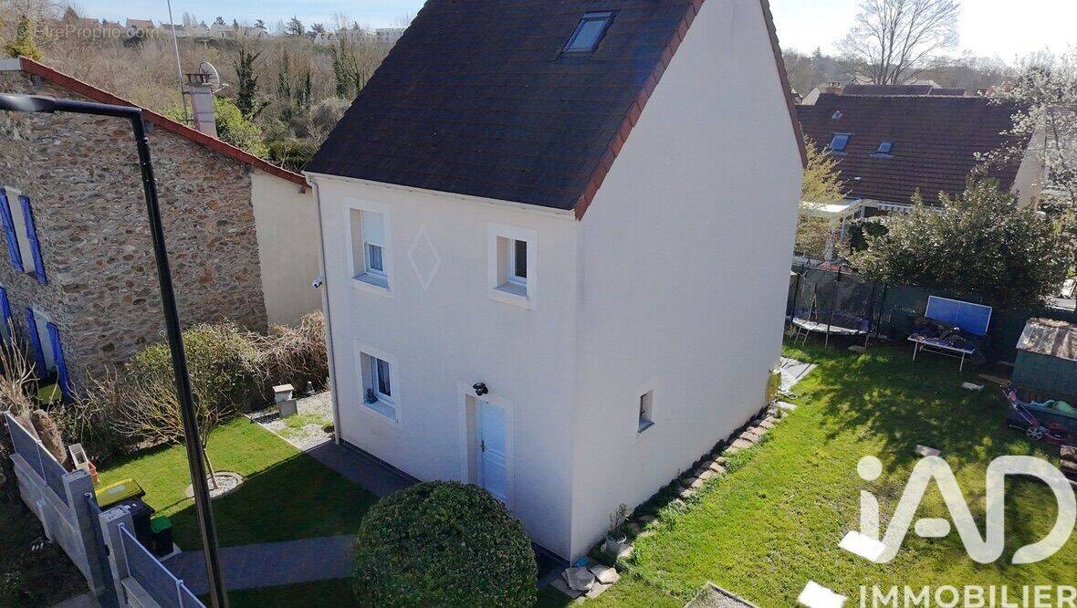 Photo 1 - Maison à MAURECOURT