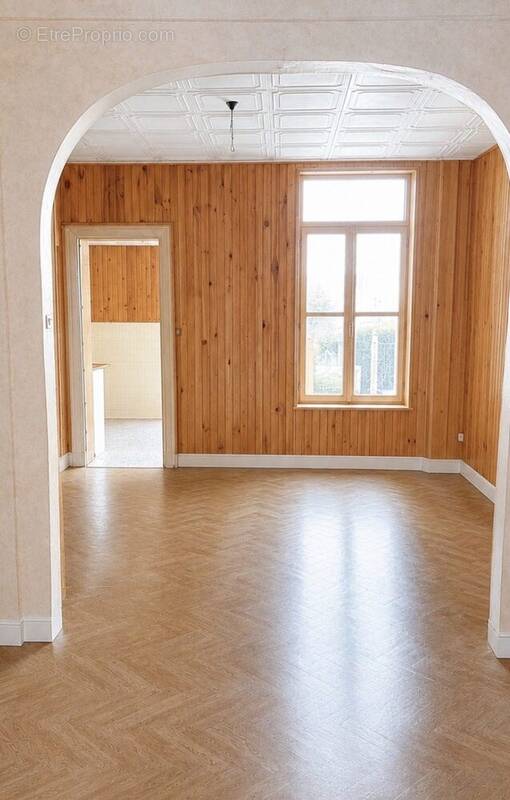 Maison à FACHES-THUMESNIL