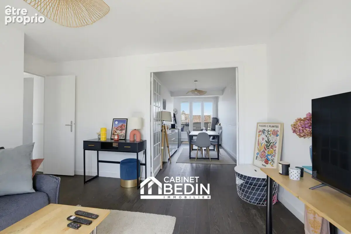 Appartement 3 pièces 62 m² à vendre à Bordeaux (33300) - photo 2