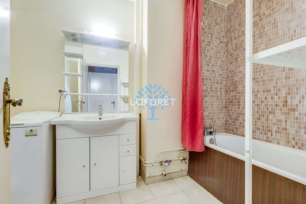 Appartement à FONTENAY-SOUS-BOIS