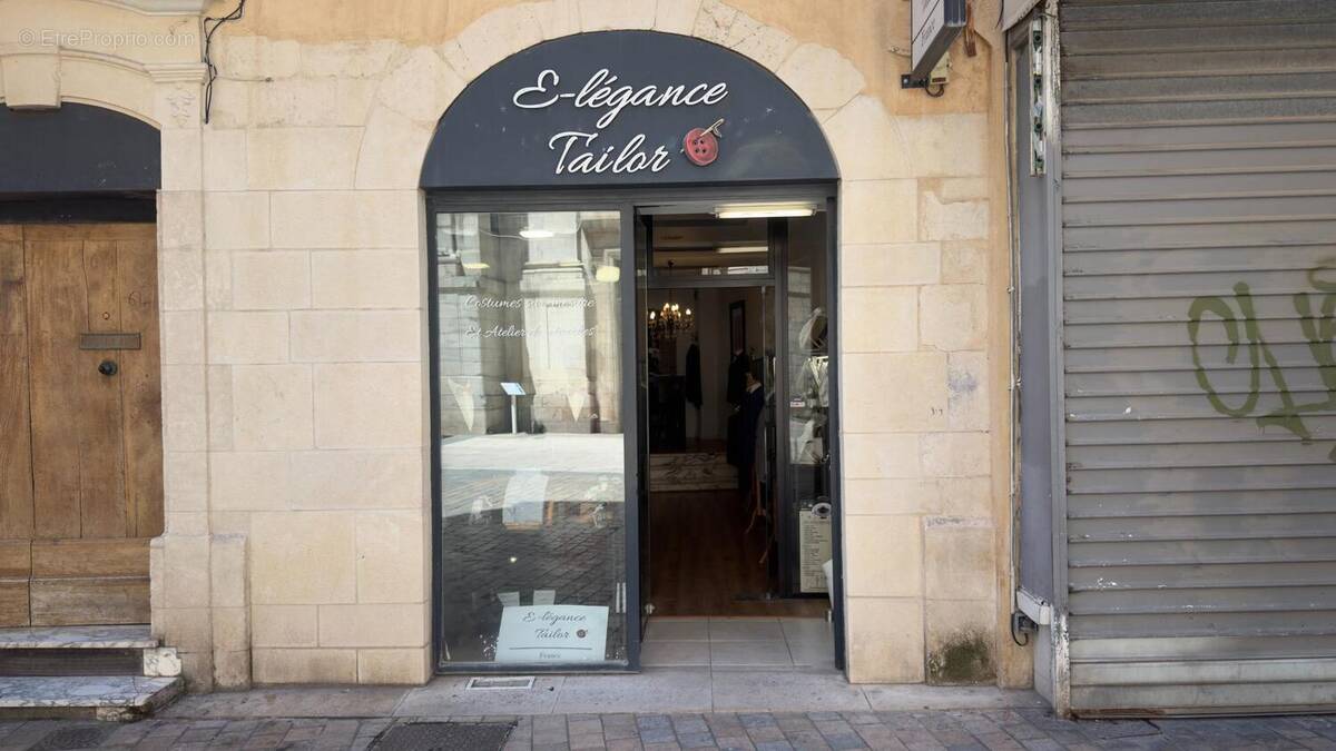 Photo 1 - Commerce à TOULON