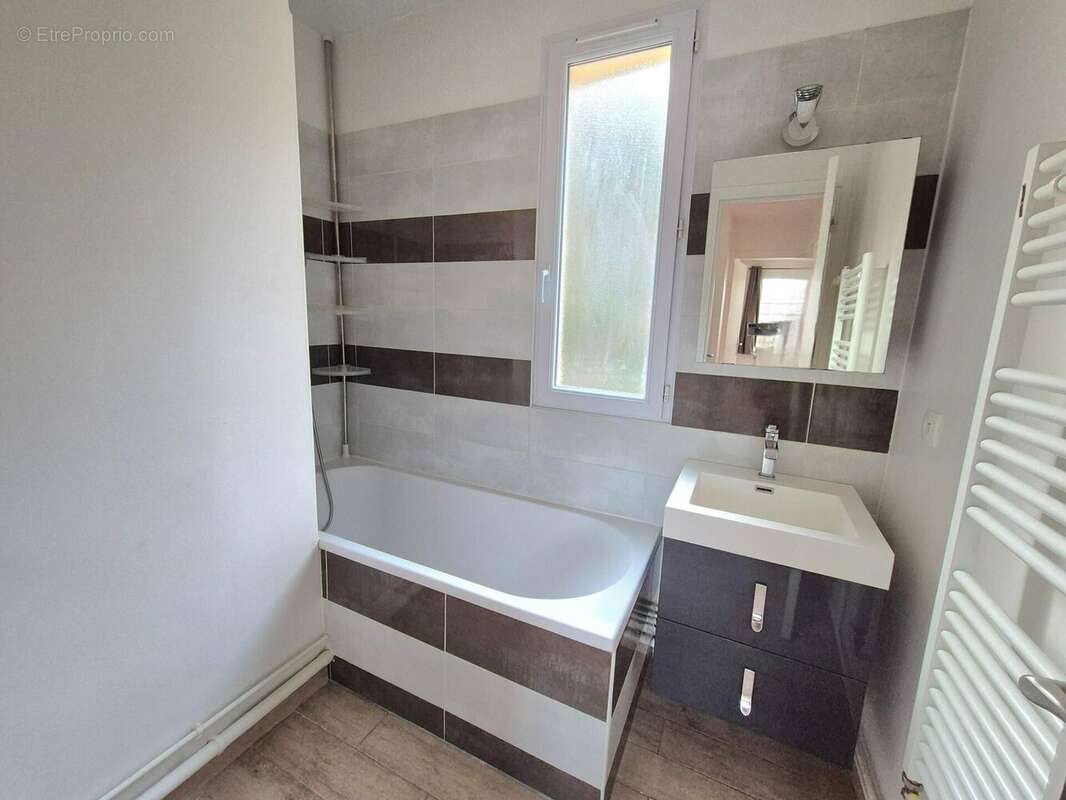 Photo 7 - Appartement à MANTES-LA-VILLE