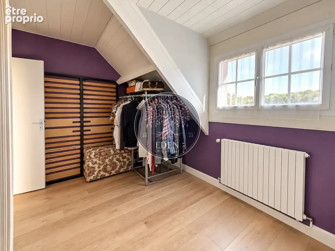 Maison 6 pièces 4 chambres avec dépendance et hangar - photo 11