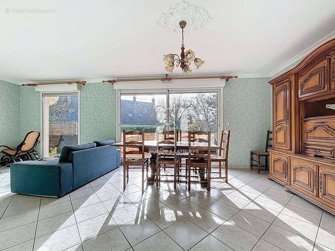 Maison à PORT-LOUIS