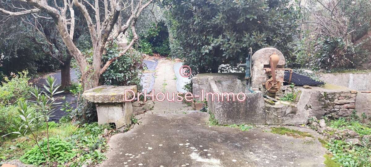 Maison à GOUDARGUES