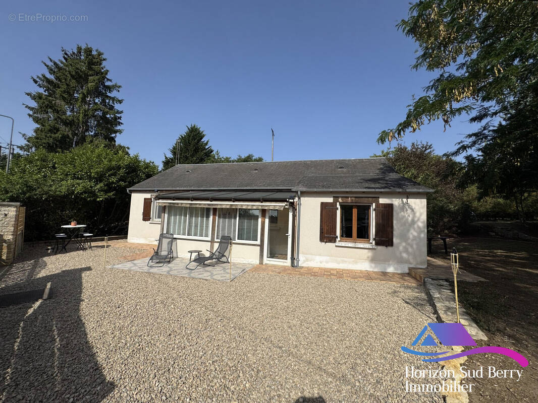 Façade avant - Maison à LA CELLE-CONDE