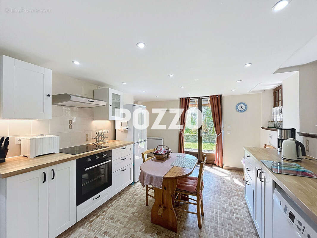 Maison à TESSY-SUR-VIRE