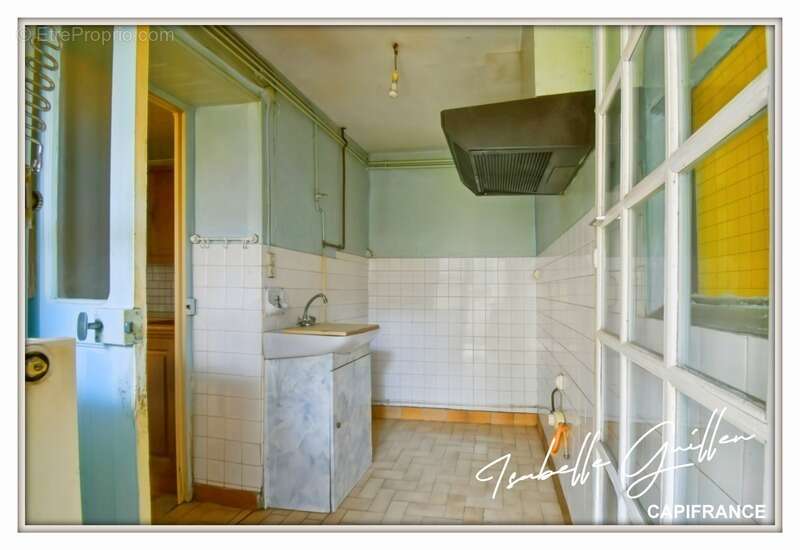 Maison à LE CHATELET