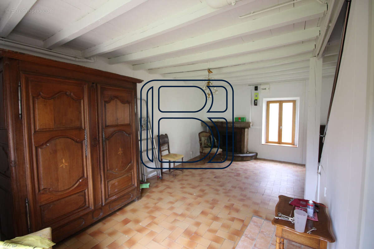 Maison à CUNLHAT