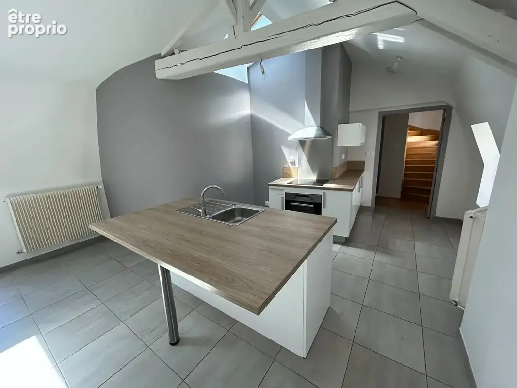 Appartement centre-ville chateau gontier - photo 4